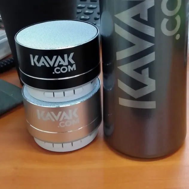 Bocinas bluetooth corporativas personalizado para Kavak