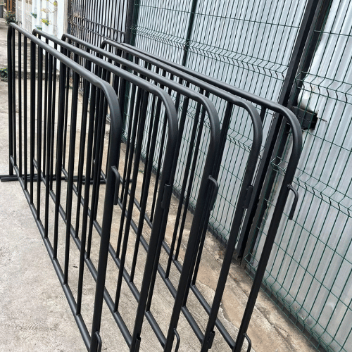 Vallas de acero personalizado para Cliente corporativo