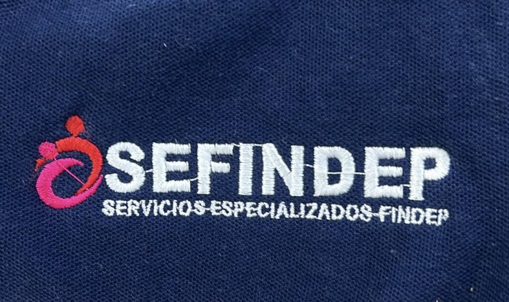 Bordado en uniformes personalizado para SEFINDEP