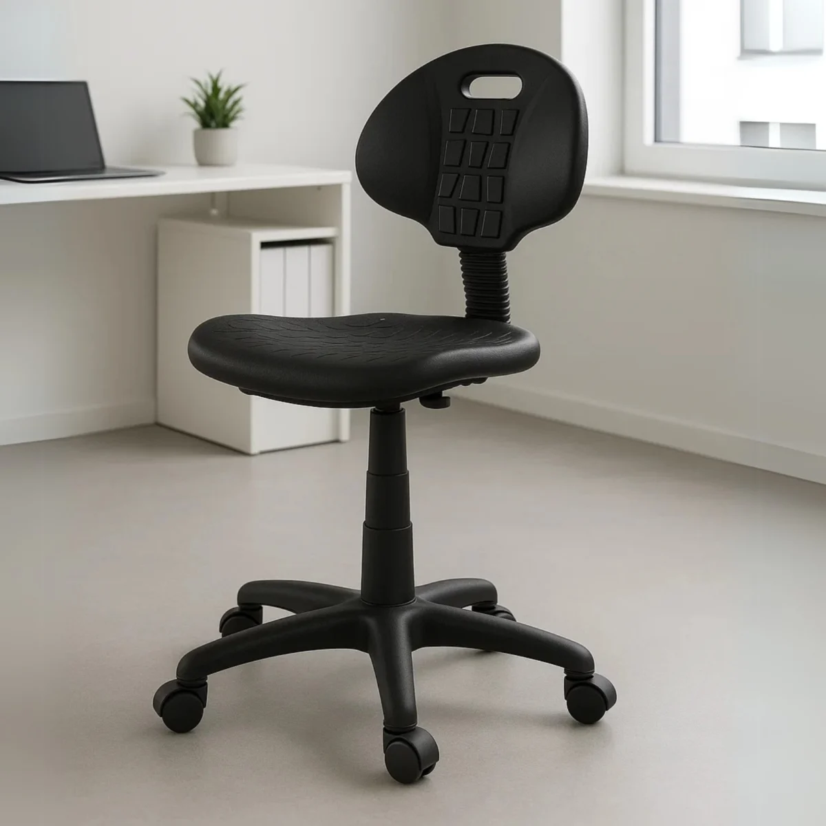 Silla Industrial Poliuretano Negro