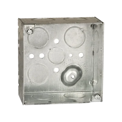 Caja Cuadrada Galvanizada  de 4 x 4″ / Profundidad 2 1/8 / 11 Entradas de 3/4″ y 1 de 1/2″.