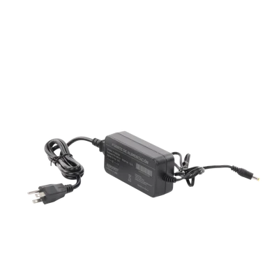 Fuente de poder con Cables de Extensión para Mayor Alcance 12 Vcc / 5 Amperes / Profesional / 0.5 metros a la toma de alimentación / 0.5 metros a la conexión del dispositivo