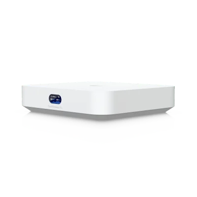 UCG Ultra Cloud Gateway Compacto con Soporte para  hasta 30+ Dispositivos UniFi, 300+ Clientes, Enrutamiento IDS/IPS de 1 Gbps y Balanceo Multi-WAN