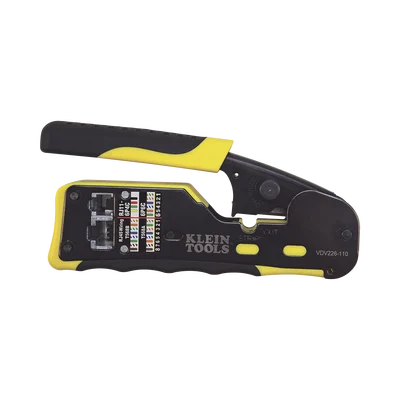 Ponchadora/Pelacables/Cortacables con Matraca para Conectores Pass-Thru RJ45 y Conectores Estándar RJ11/RJ12.